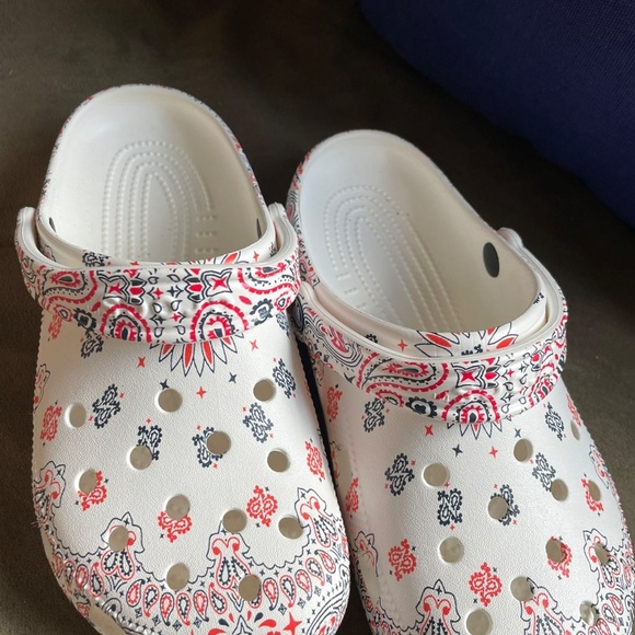 White and Red Patterned Crocs - Picture 7 of 7